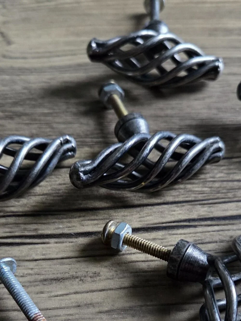 Set of 6 VTG Twist Metal Birdcage Cabinet Knobs in Antique Pewter Finish